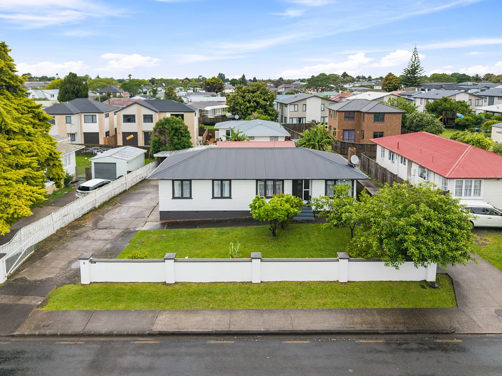 11 Adams Road, Manurewa, Manukau City, Auckland