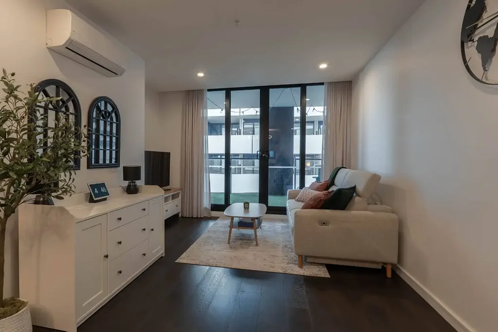 Fully Furnished - 6 Months lease only