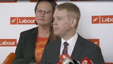 Chris Hipkins继任工党党魁，否认税收是最大竞选败笔