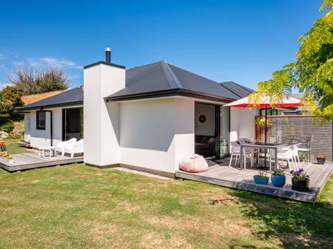 Wanaka 3房  Kelliher Drive - absolutely immaculate