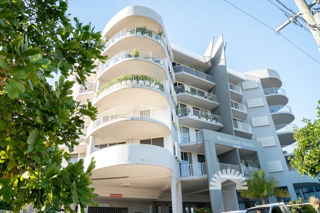 Redcliffe 1房 海景与步行可达的沿海生活 Water Views & Walkable Coastal Living