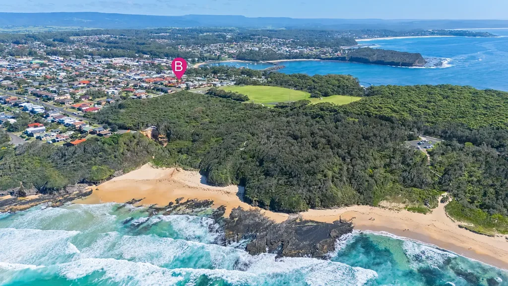 Ulladulla 3chambre Coastal Convenience with Walk-to-Everything Lifestyle