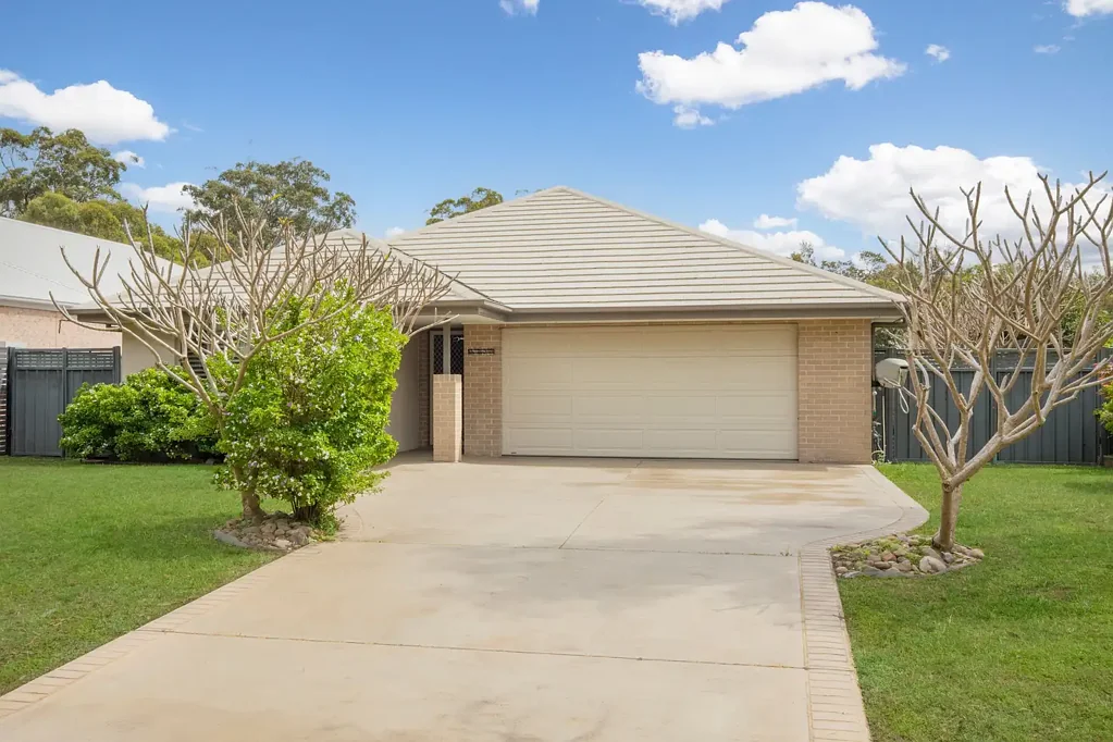 14 Tooroong Road, Fern Bay, NSW 2295