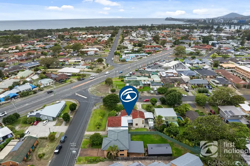 Tuncurry 5房  Two Dwellings, One Title – Dual Income & Value-Add Potential
