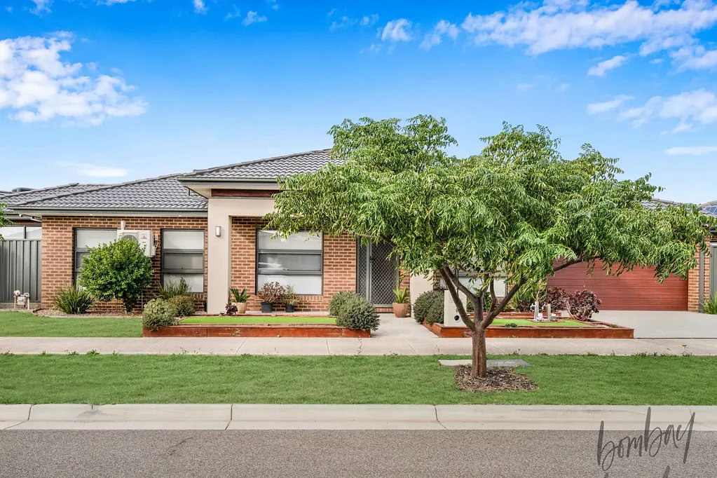 Wollert 4房  Four Bedroom Sanctuary with Style, Space, and Sophistication