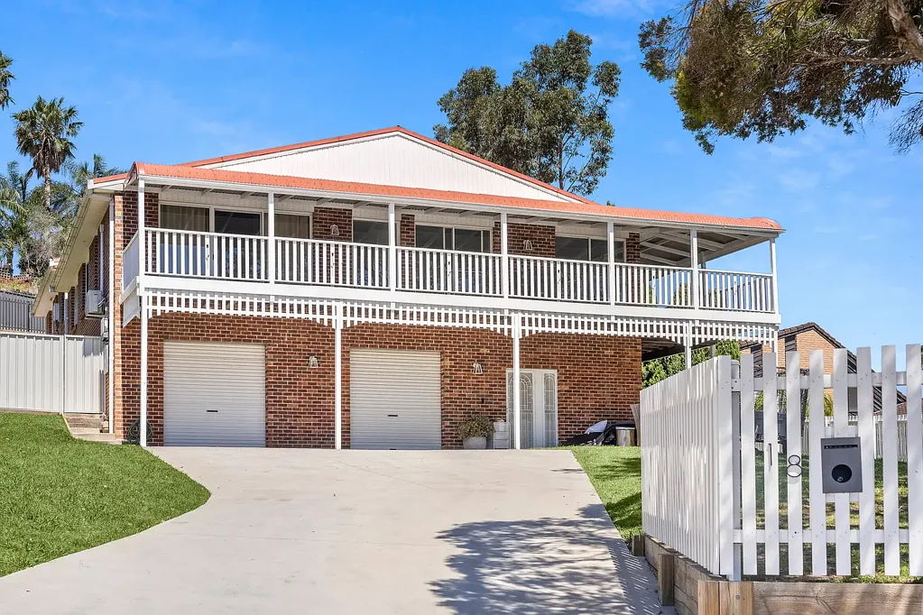 18 Clarence Court, Berkeley, NSW 2506