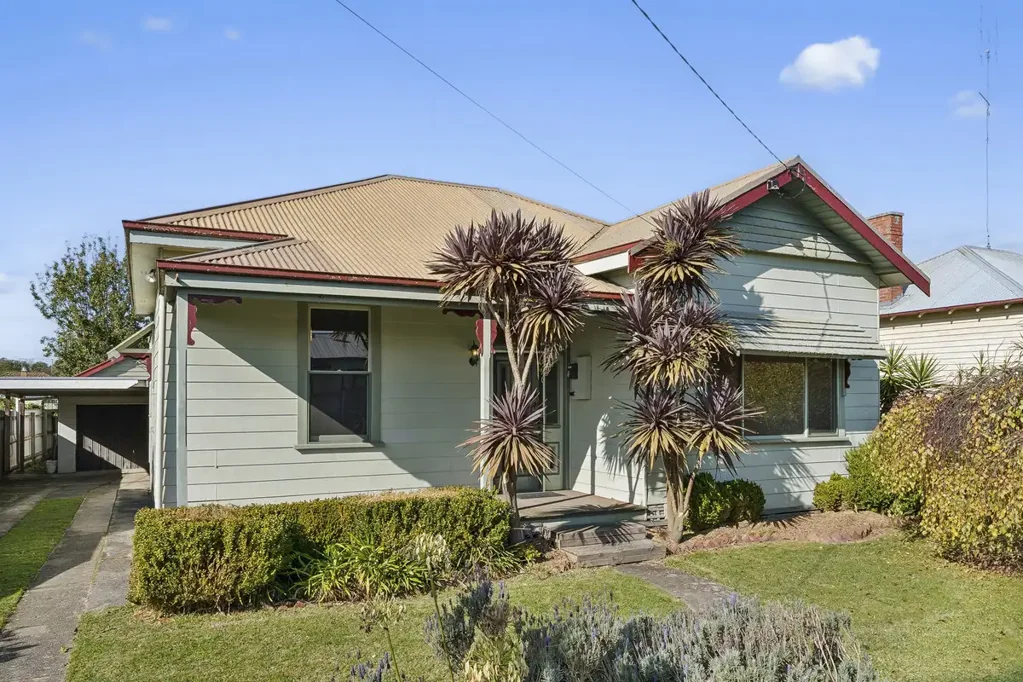 Colac 3房  CHARM, CHARACTER AND A PRIME POSITION