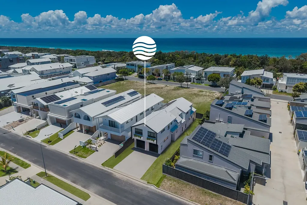 Kingscliff 3Kwarto Brand-New Luxury 3-Bedroom, 2.5-Bath Duplexes - Completion February 2026

Buy one or buy both!