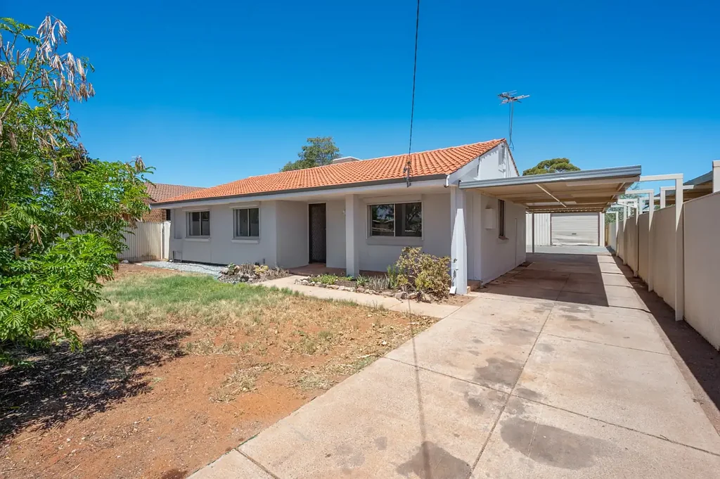 46 Boomerang Crescent, South Kalgoorlie, WA 6430