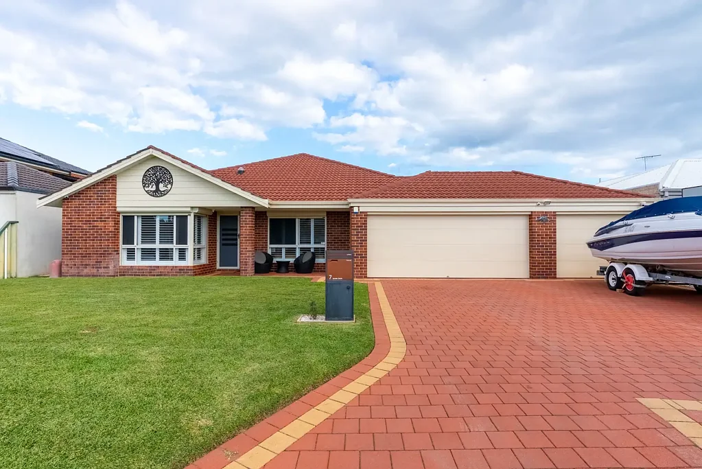 7 Antonio Circuit, Port Kennedy, WA 6172