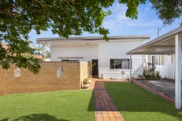 19 Jocelyn Street, North Curl Curl