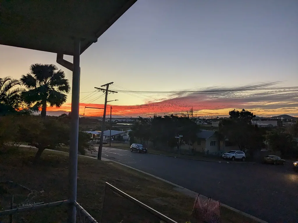 3 x 2 HIGHSET ELEVATED HOUSE WITH VIEWS