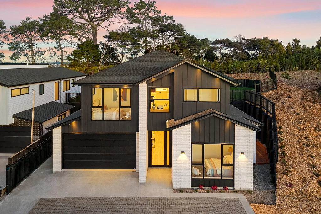 Orewa 6غرفة نوم Expansive Family Living with Granny Potential