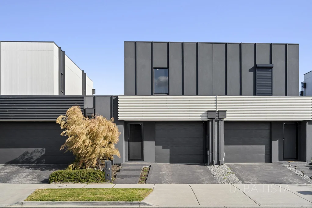 52 Fewster Circuit, Mickleham, VIC 3064