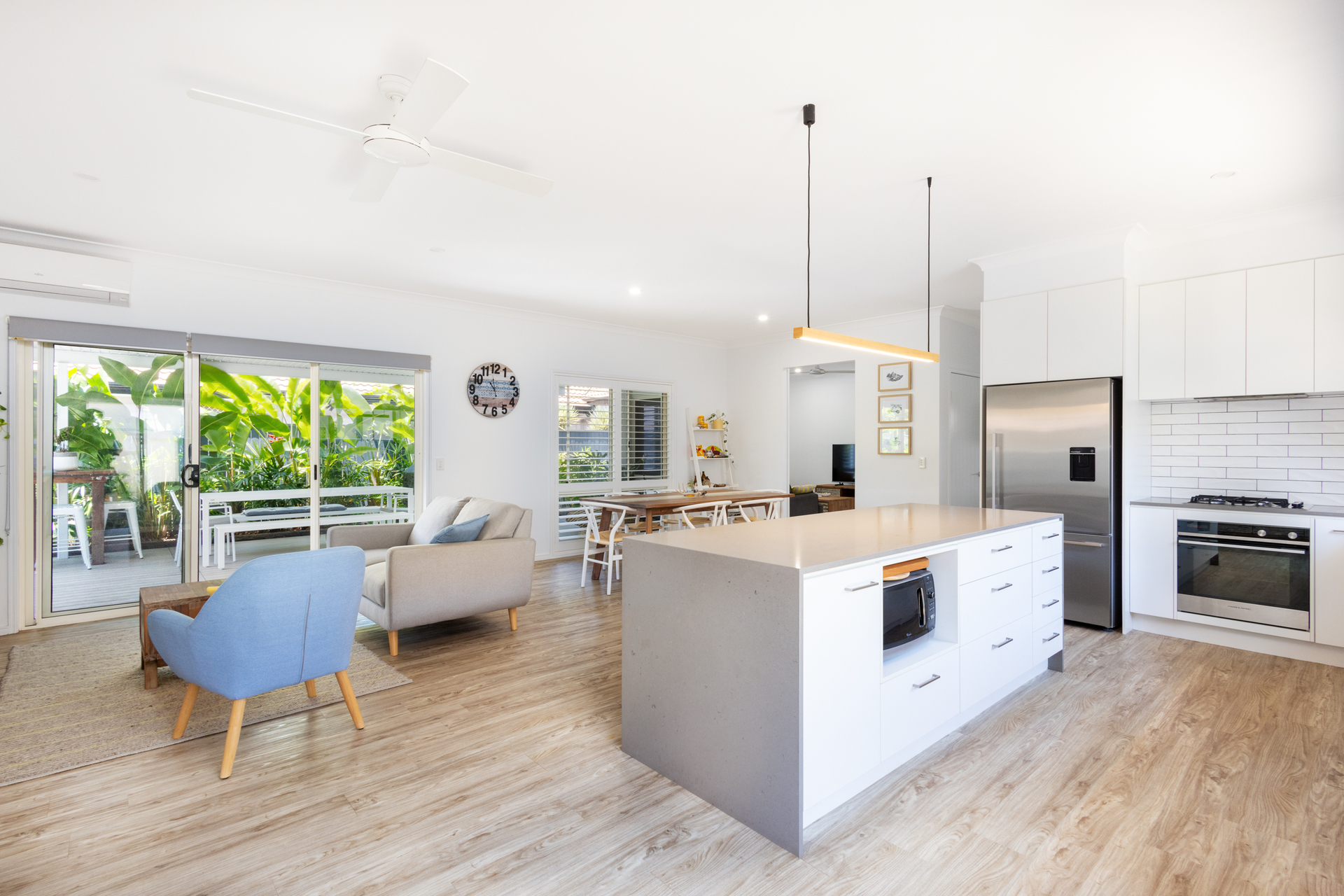 29 STINGRAY CR, BURLEIGH WATERS QLD 4220, 0 침실, 0 욕실, House