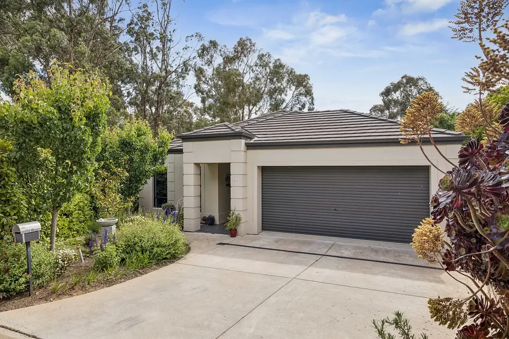 Woodside 4部屋 A garden to plate sensation with a laneway to lifestyle