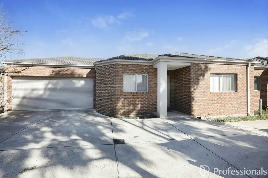 1/15 Greenleaf Circuit, Tarneit, VIC 3029