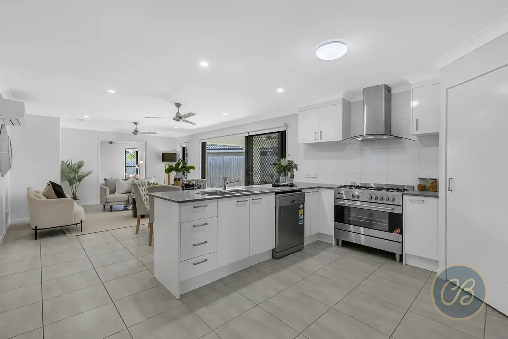 104 Crest Street, Narangba, QLD 4504