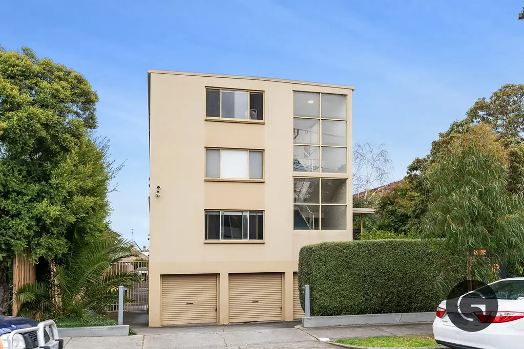 Perfectly Positioned Studio Apartment
