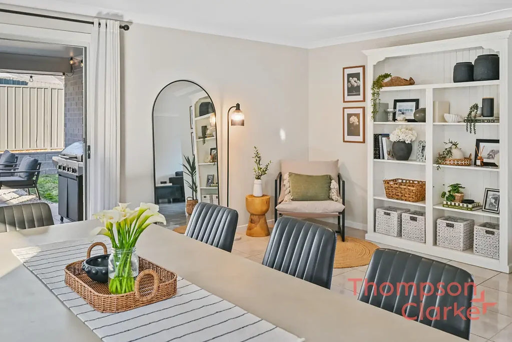 Cliftleigh 4ਬੈੱਡਰੂਮ Light, Space & Lifestyle in a Desirable Corner Position!!!