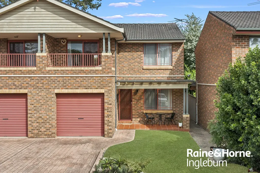Ingleburn 3Zimmer SPACIOUS TOWNHOUSE IN THE HEART OF INGLEBURN