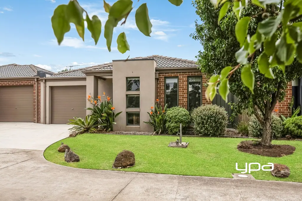 4/15 Marl Close, Sunbury, VIC 3429