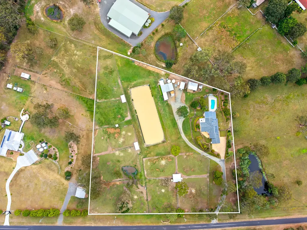 Tamborine 4침실 Exceptional Value! One of a kind Equestrian Estate
