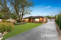 5 Adam Court, Pakenham