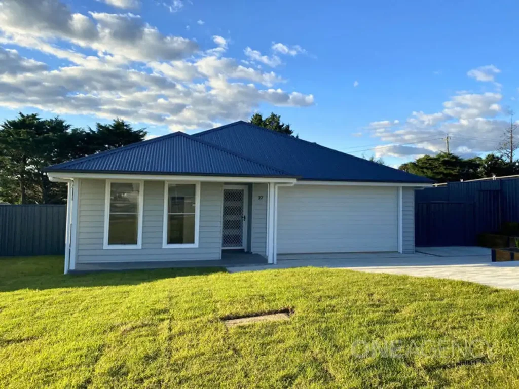 Goulburn 4房  Modern Family Living with Side Access & Large Double Shed