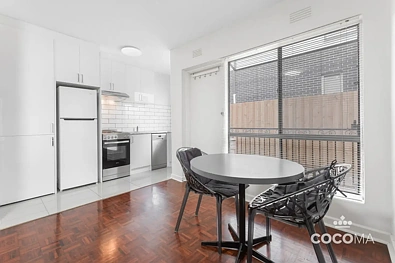 5/104 Springvale Road, Springvale, VIC 3171, 2 Kuwarto, 1 Banyo, Apartment
