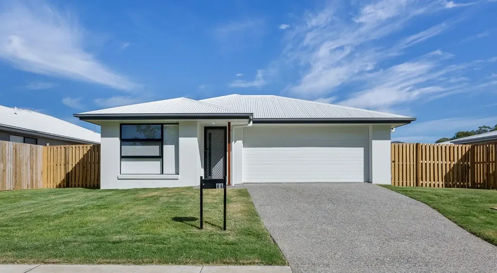 4 BEDROOM HOME ON SPACIOUS BLOCK