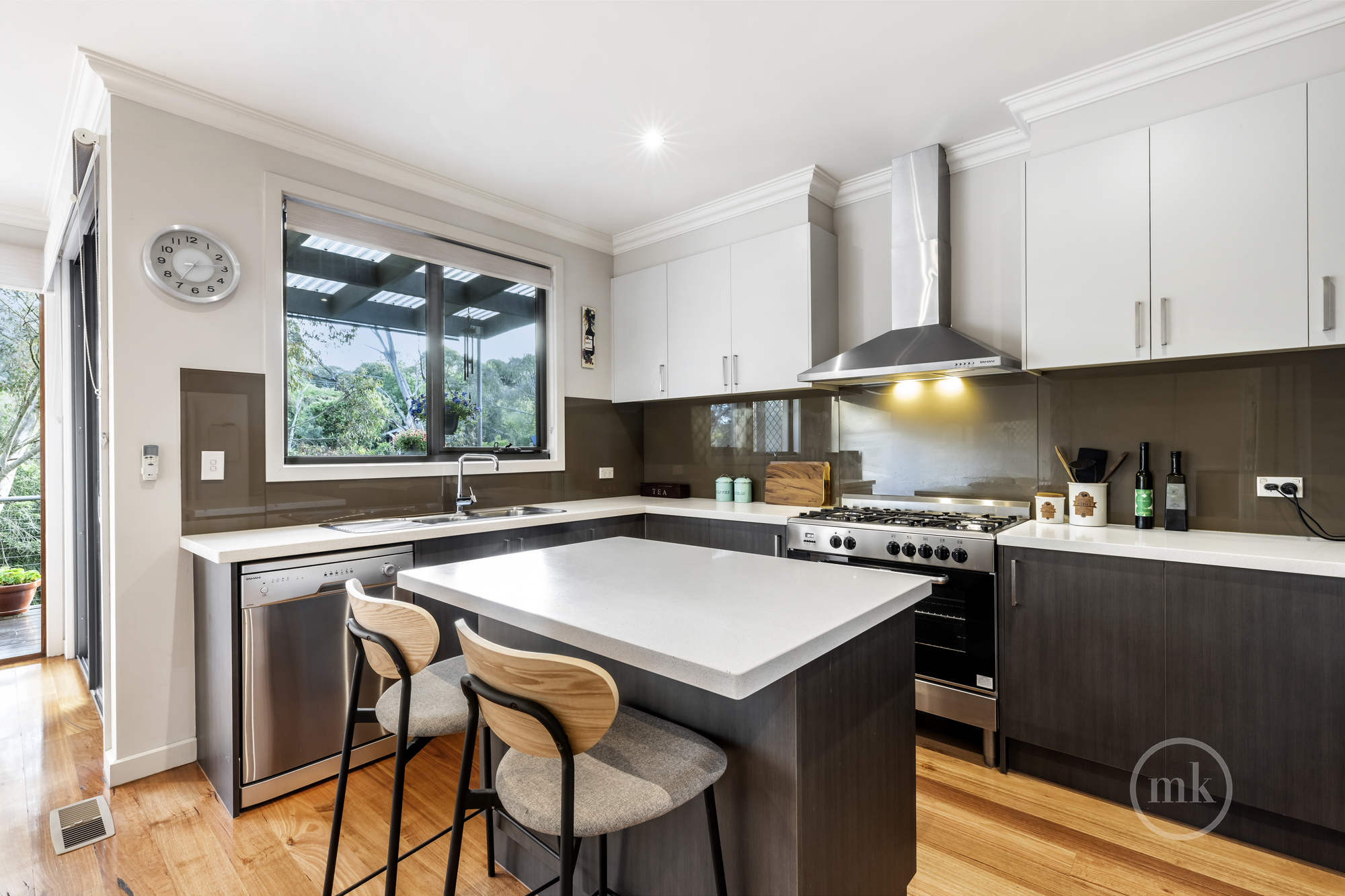 71 NELL ST, GREENSBOROUGH VIC 3088, 0房, 0浴, Townhouse