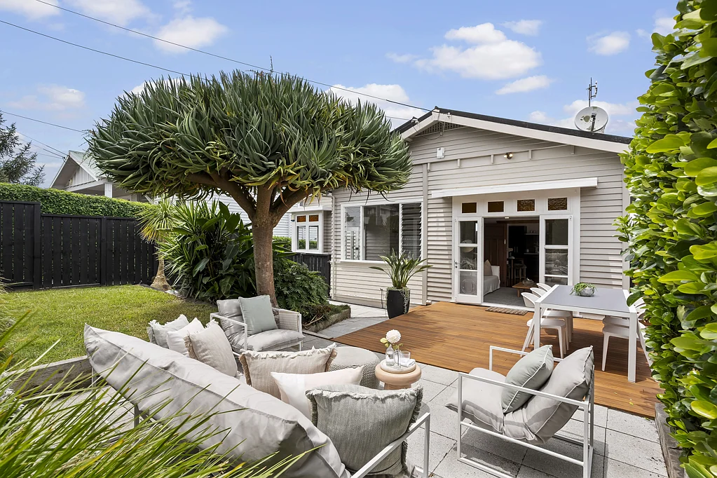 20 Highland Road, Mount Albert, Auckland City, Auckland