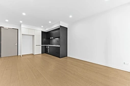 204/20 Lomandra Drive, Clayton South