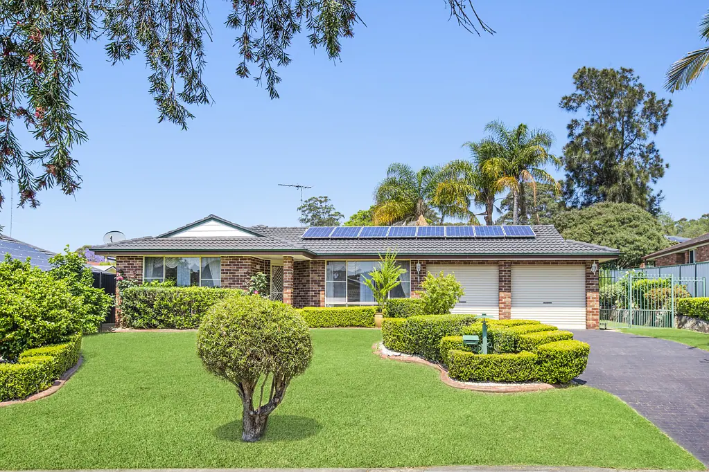 10 Stein Place, Glenmore Park, NSW 2745