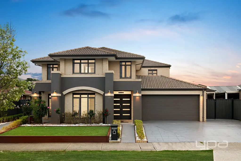 Point Cook 6कमरा Grand in Scale, Exceptional in Comfort — A Home for Every Generation