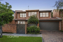 2/16 Wanda Road, Caulfield North