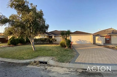 Labas ng Bahay - Address Withheld, Rockingham, WA 6168
