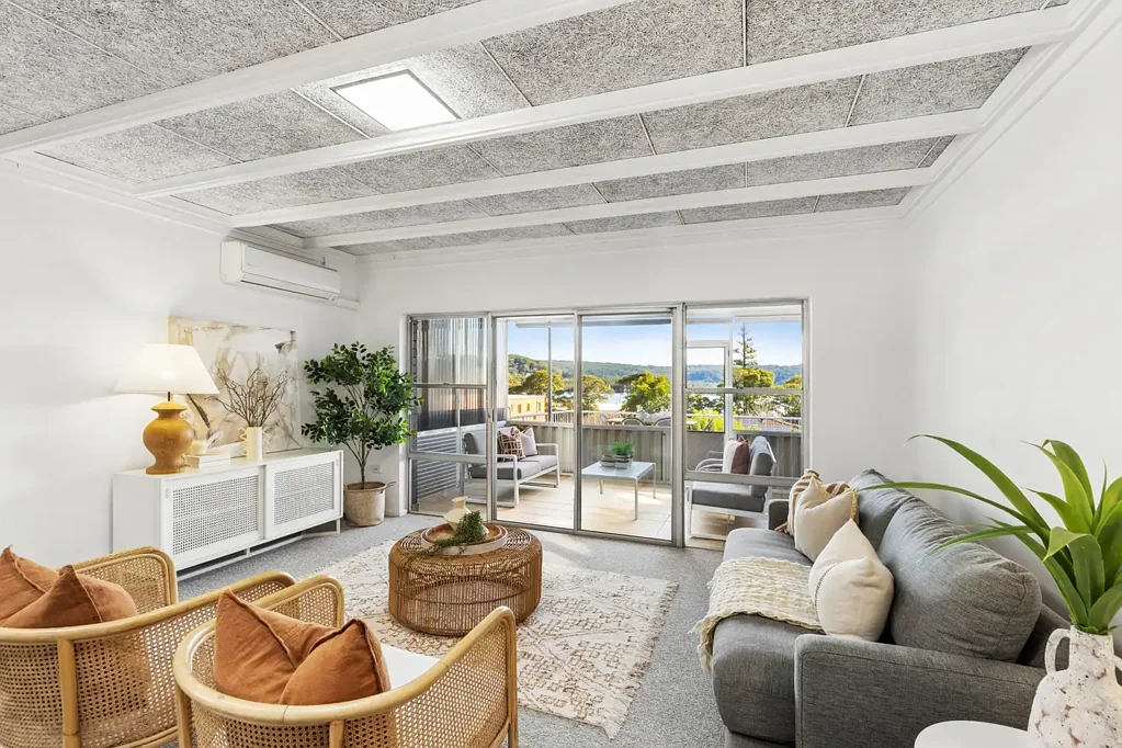 Point Frederick 2 Slaapkamer Top floor lifestyle opportunity