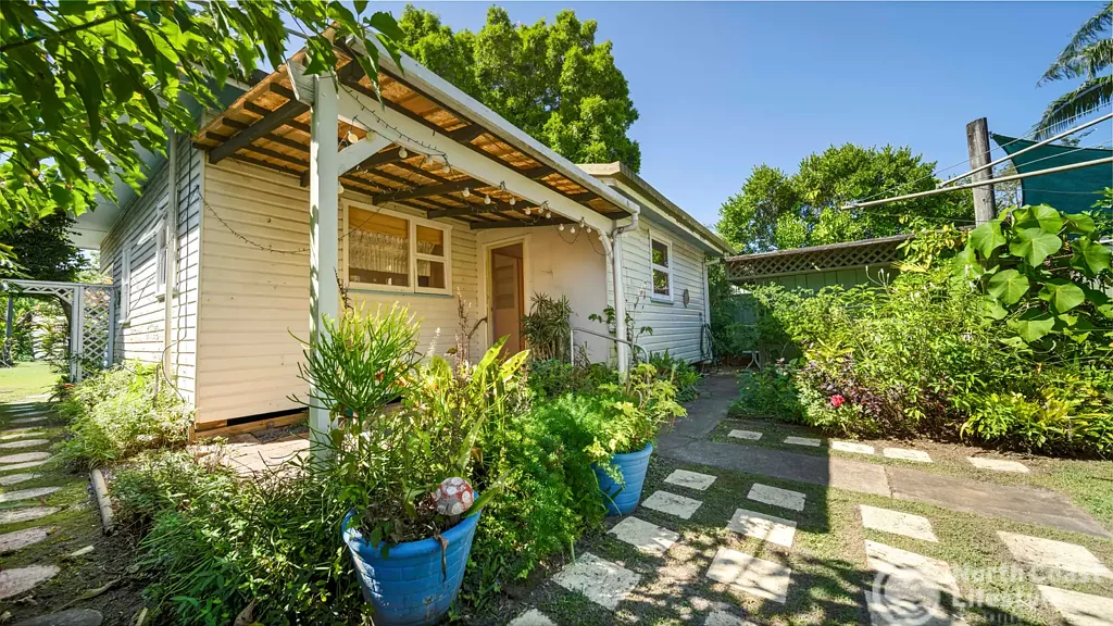 Brunswick Heads 2chambre New Price! Classic Brunswick Cottage with Soul, Space & Rear Lane Access