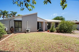 214 Bourke Street, West Lamington