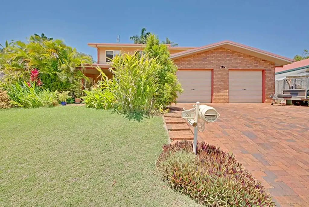 Lammermoor 4 Bedroom Spacious Family Home Just Moments from lammermoor Beach