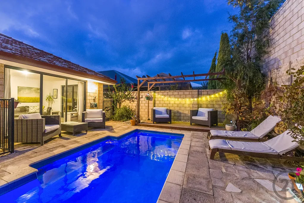 66 Buckingham Drive, Wannanup, WA 6210