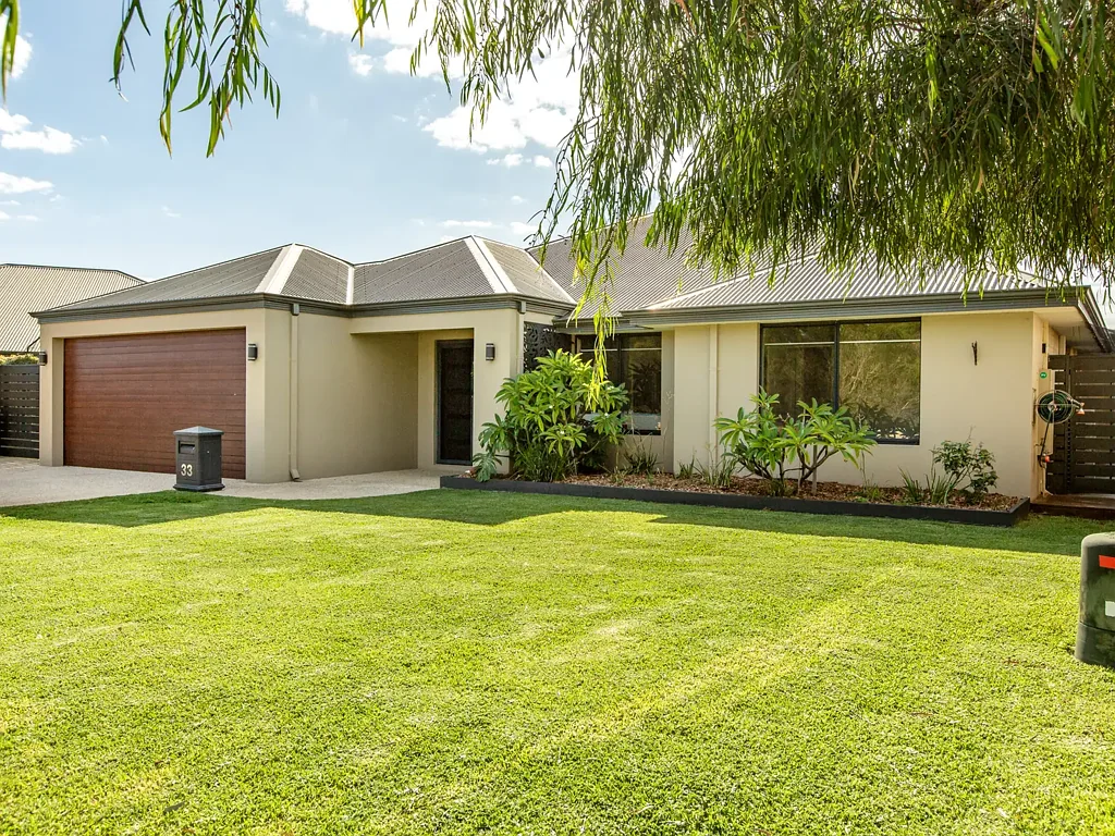33 Kambany Approach, Dalyellup, WA 6230