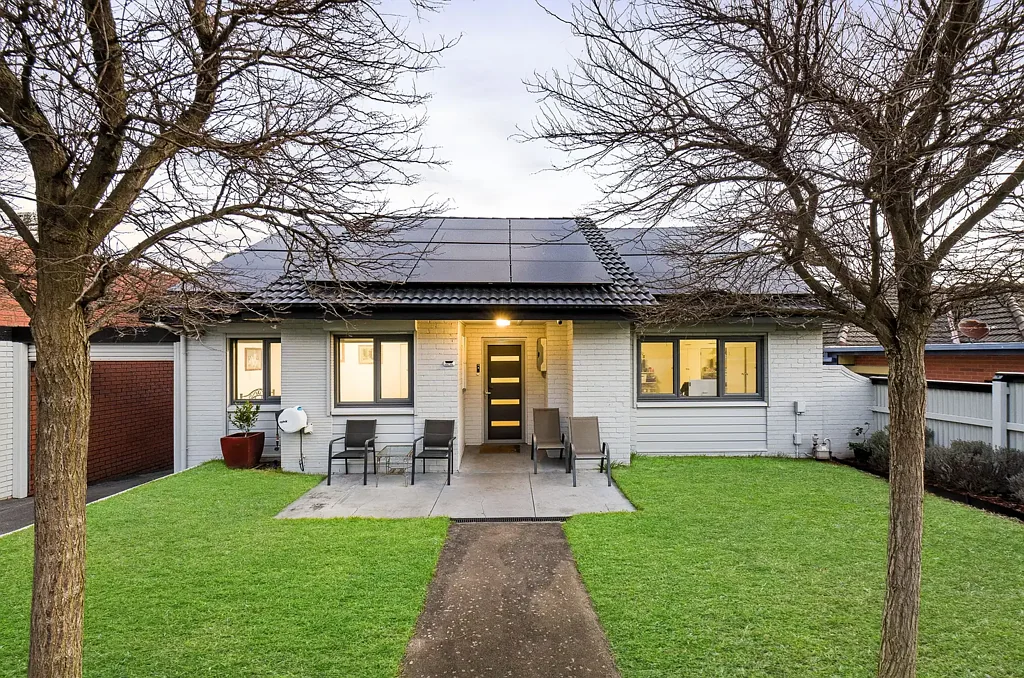 Warrnambool 5 Bedroom A True Family Masterpiece