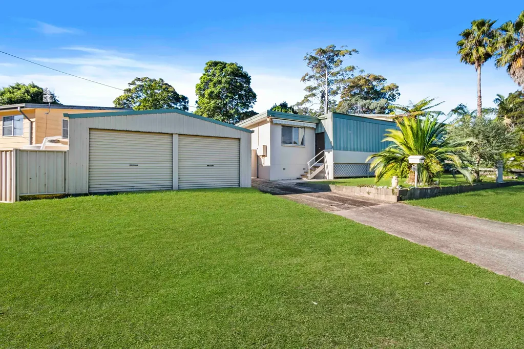 1 Bernadette Boulevard, Batehaven, NSW 2536