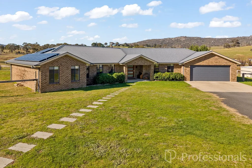 Bathurst Creekside - The Ultimate Lifestyle Retreat on 13 Acres