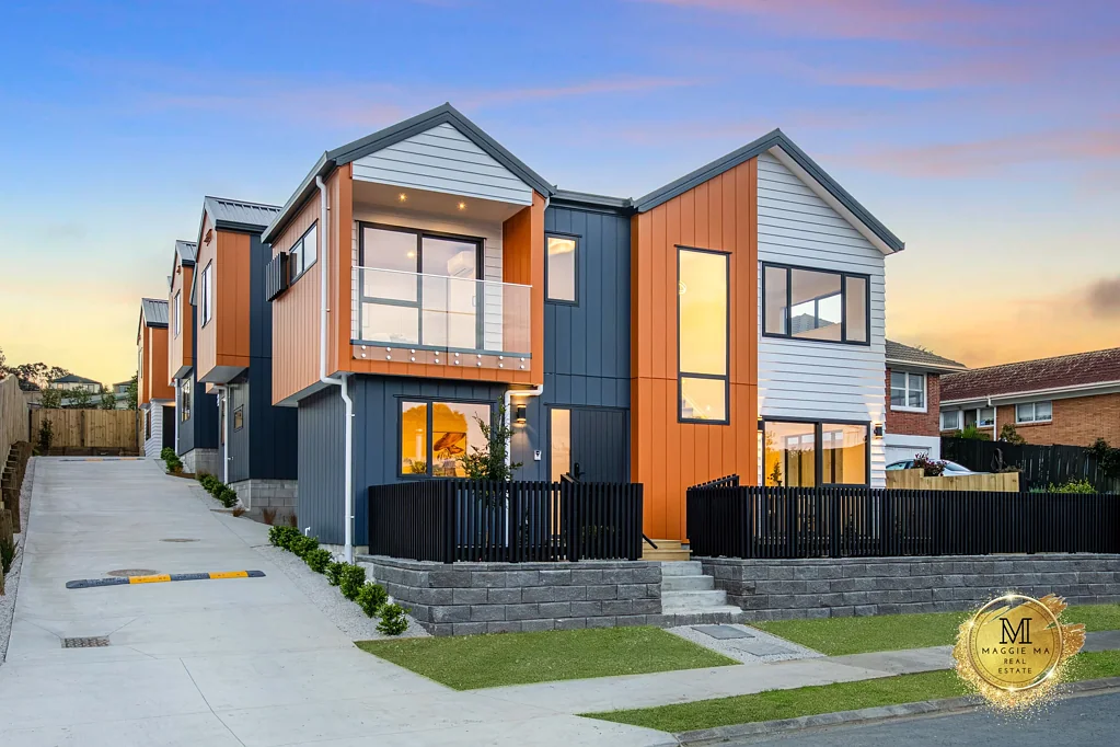 Pakuranga Heights 4房  Private & Modern Living with Courtyard