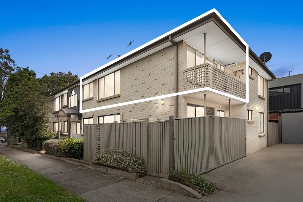 Reservoir 1غرفة نوم Stylish, Fully Renovated Unit with Tram Stop at Your Doorstep!