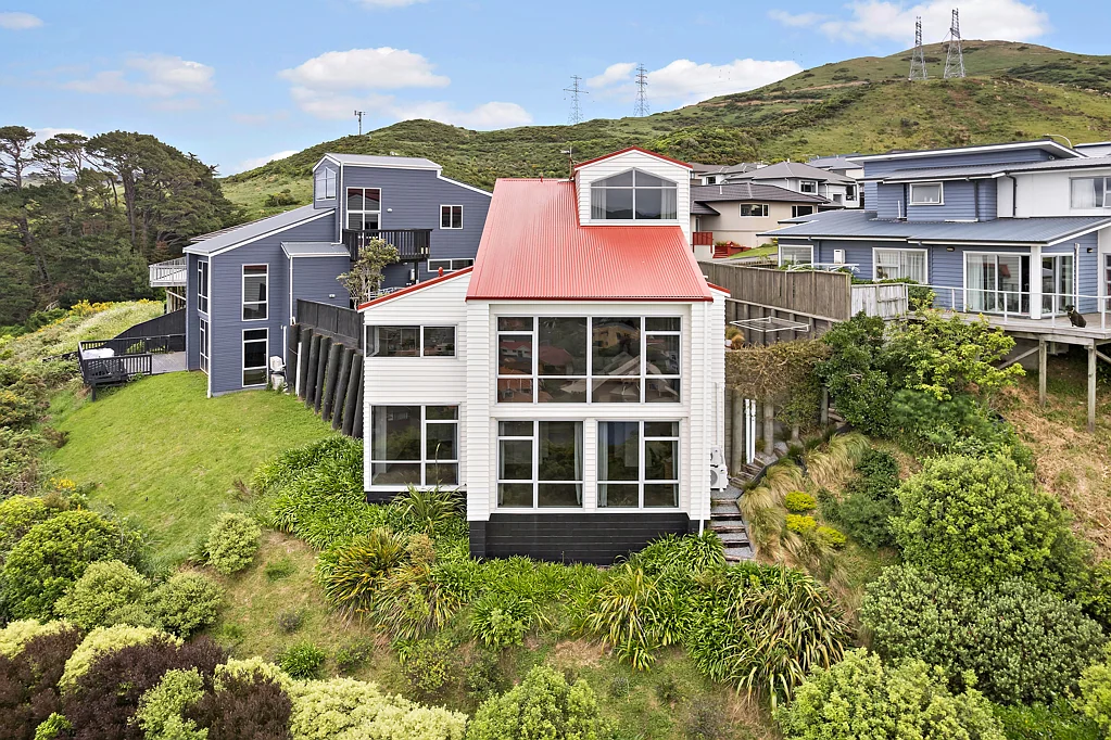 Churton Park 4ਬੈੱਡਰੂਮ Stand out property, uniquely designed.